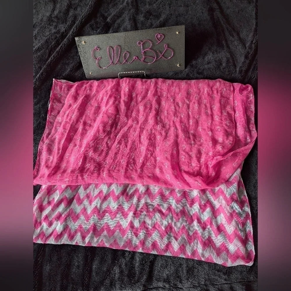 EUC Rue21 Pink White Infinity Scarf O/S